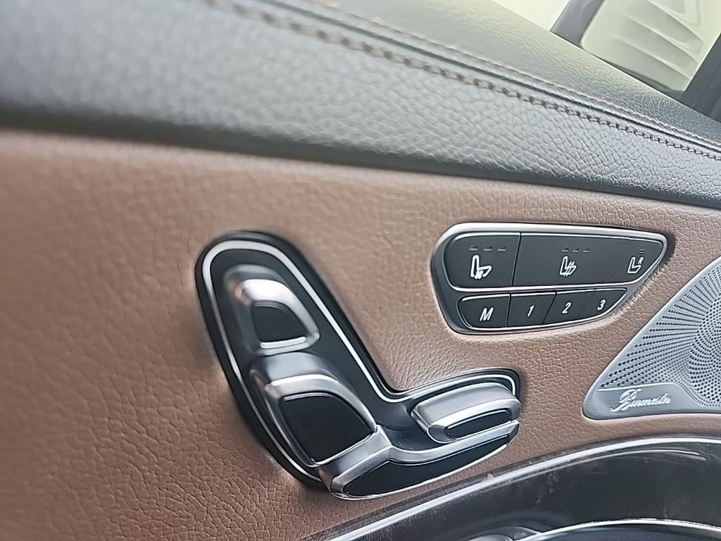 Used 2015 Mercedes-Benz S 550 Sedan image 7