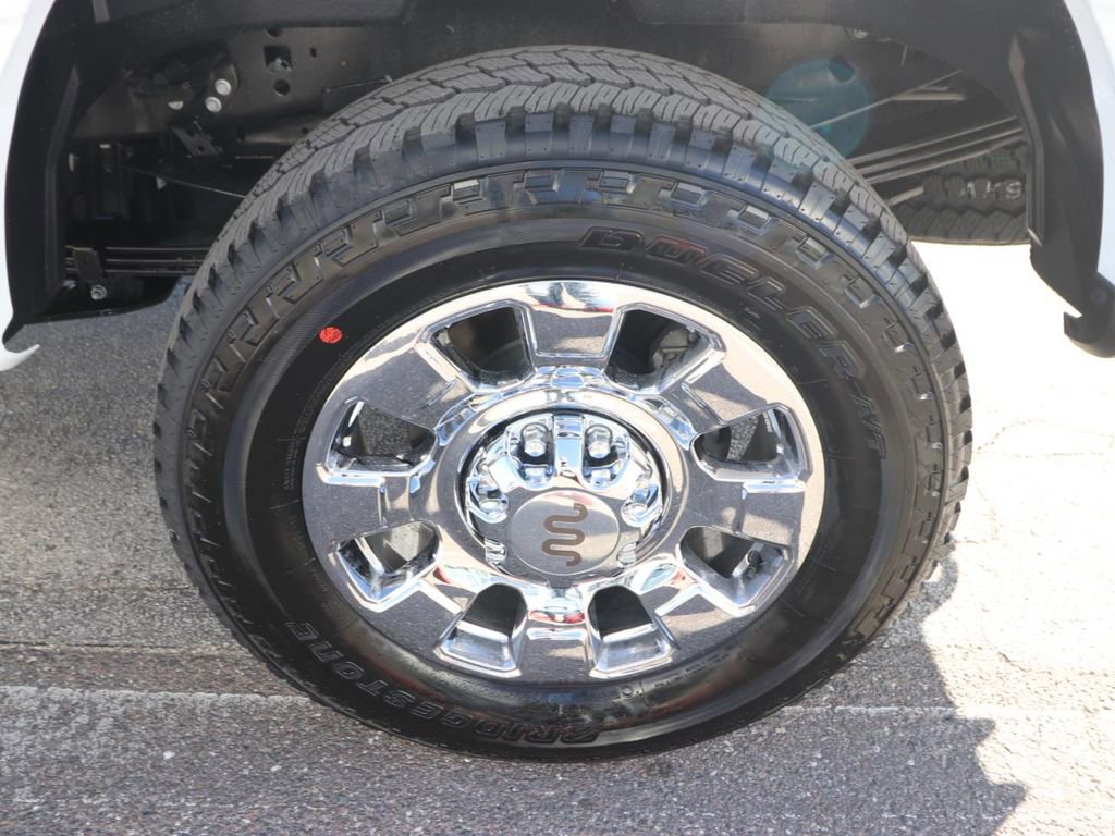 New 2026 Ford F250 King Ranch w/ Chrome Package image 16