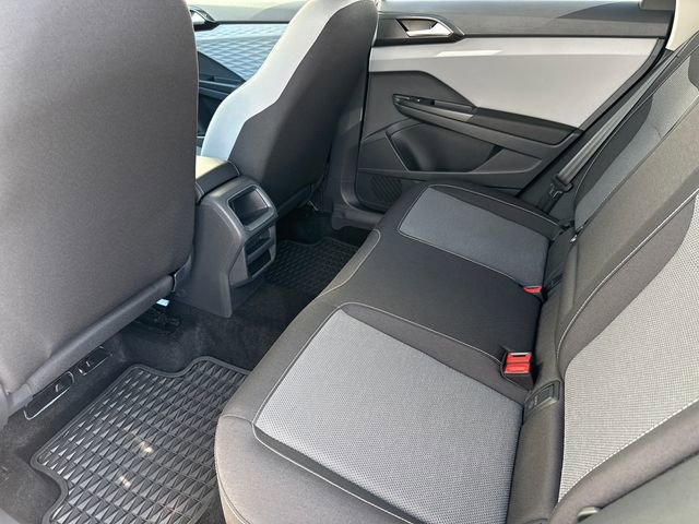 Certified 2023 Volkswagen Taos S w/ Driver Assistance Package image 35