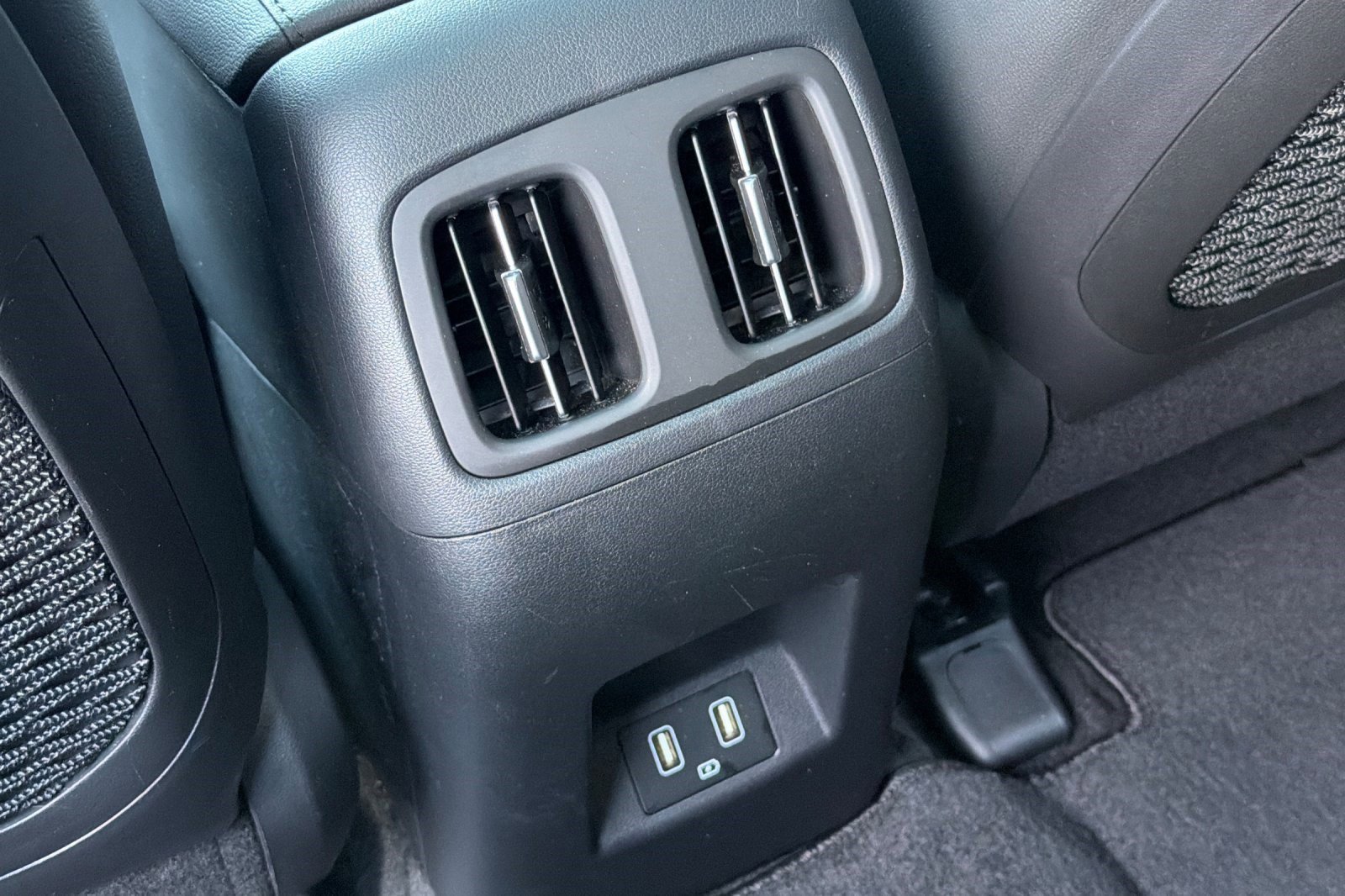 Used 2023 Hyundai Tucson Limited image 16