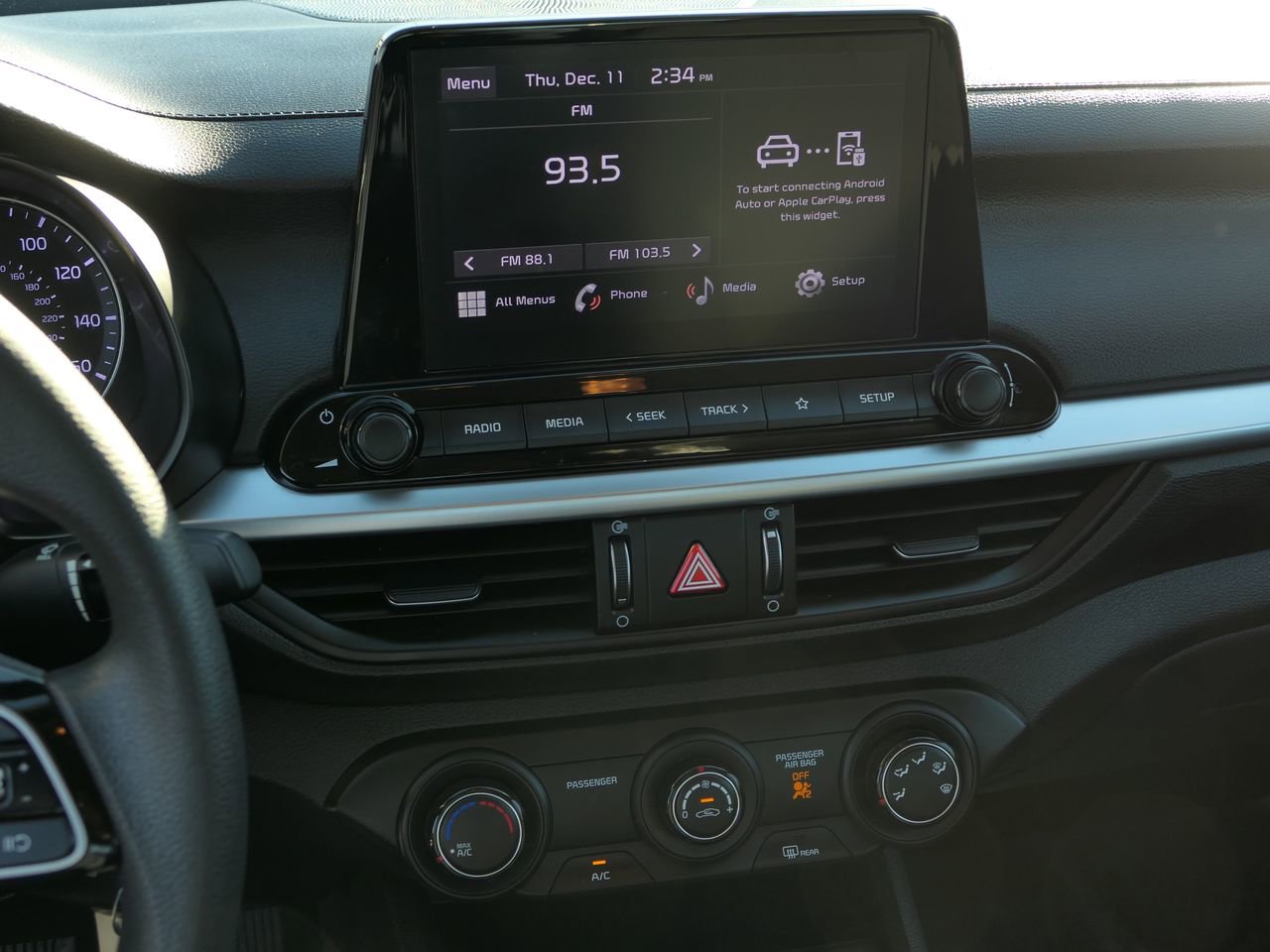 Used 2023 Kia Forte LXS image 18