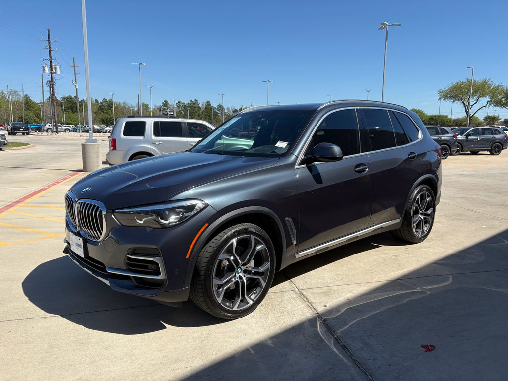 Used 2022 BMW X5 sDrive40i w/ Premium Package image 4