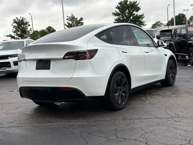 Used 2025 Tesla Model Y Long Range AWD/4WD image 12