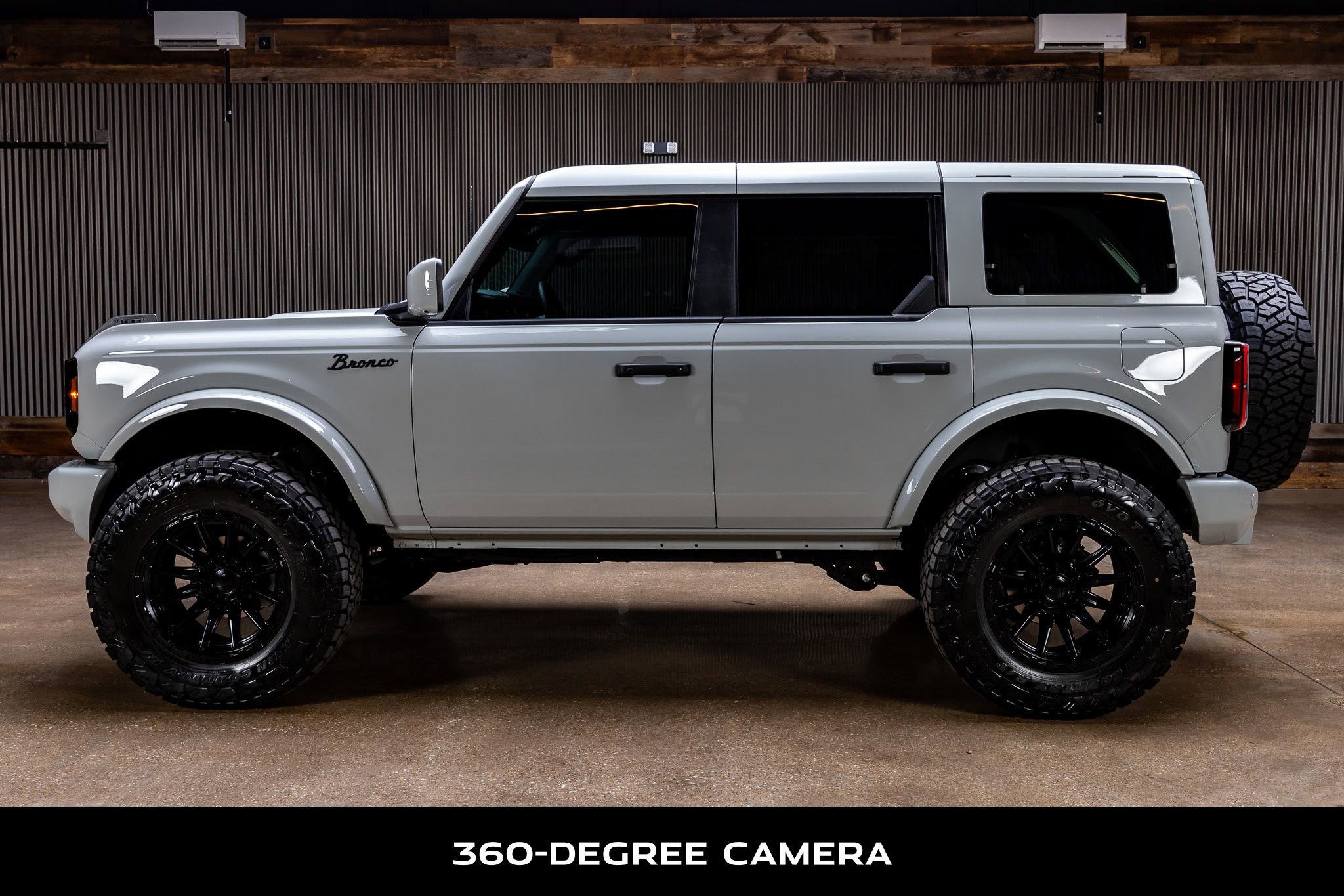 Used 2026 Ford Bronco Outer Banks image 6