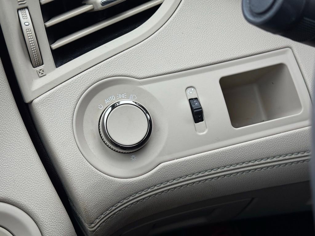 Used 2015 Buick LaCrosse Leather image 29