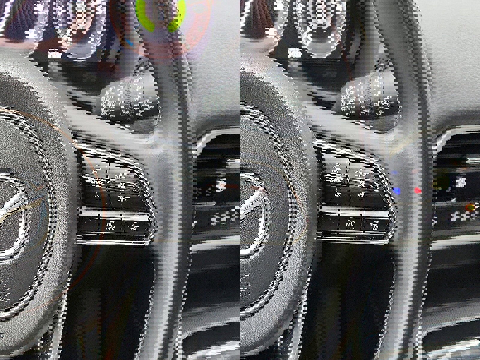 Used 2025 MAZDA CX-90 3.3 Turbo w/ Premium Sport Pkg image 26