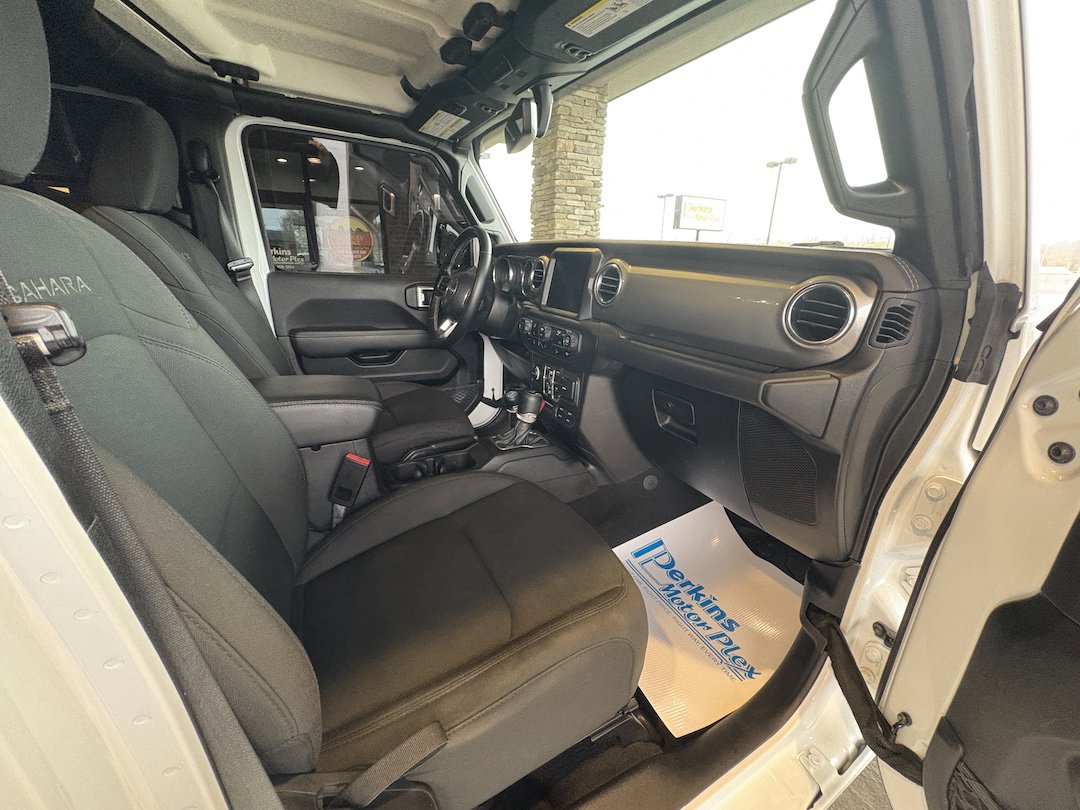Used 2021 Jeep Wrangler Unlimited Sahara image 31