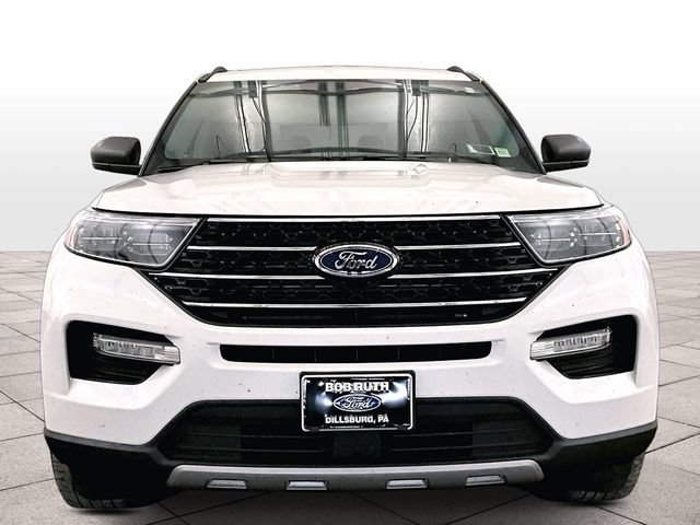 Used 2021 Ford Explorer XLT w/ Equipment Group 202A AWD/4WD image 3