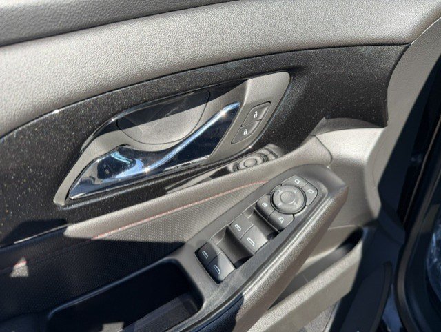 Used 2023 Chevrolet Traverse RS AWD/4WD image 12