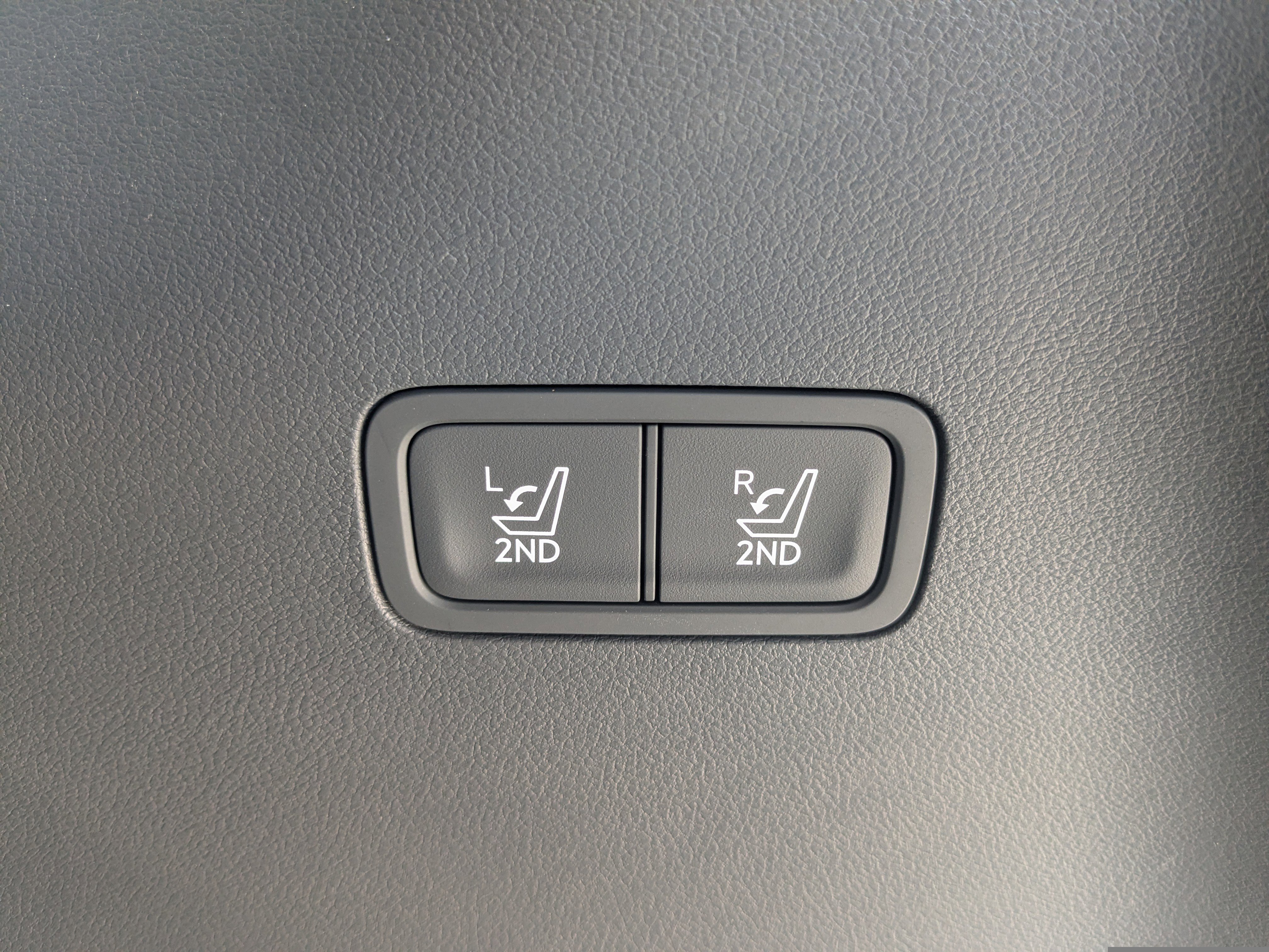 Used 2024 Hyundai Santa Fe SEL image 14