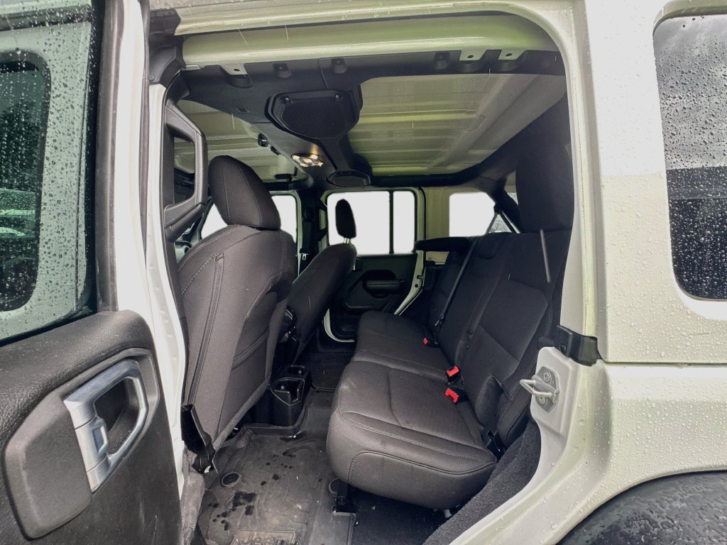 Certified 2022 Jeep Wrangler Unlimited Sport AWD/4WD image 26