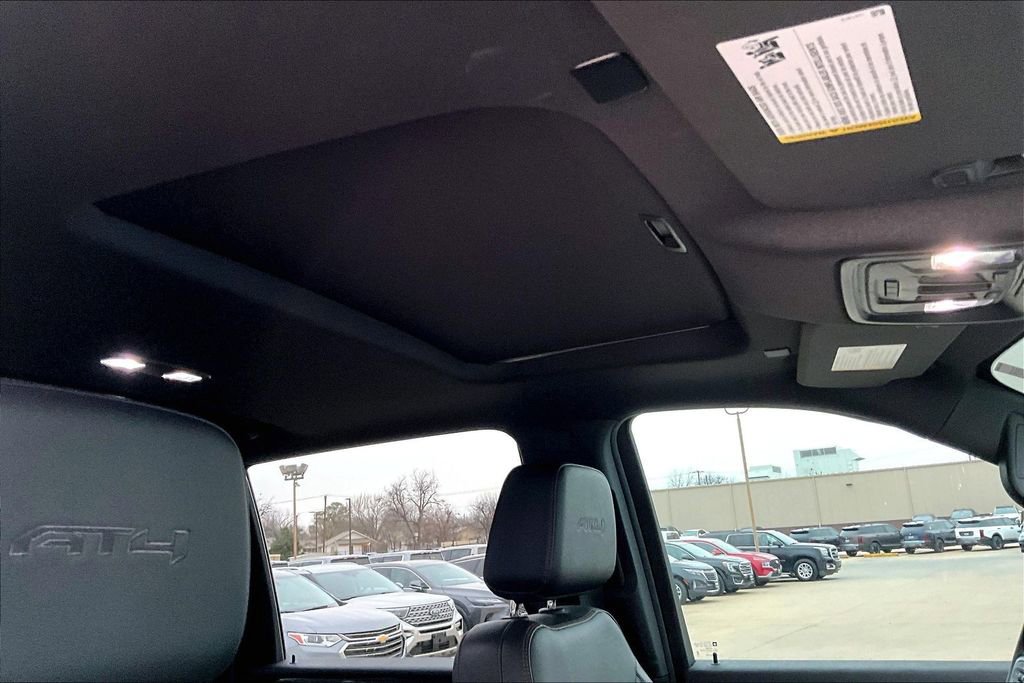 Used 2024 GMC Sierra 2500 AT4 w/ AT4 Premium Plus Package image 20