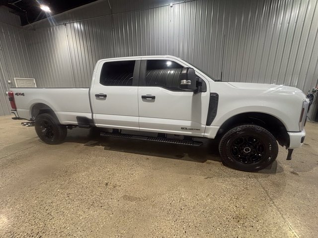 Used 2025 Ford F250 XL w/ STX Appearance Package image 6
