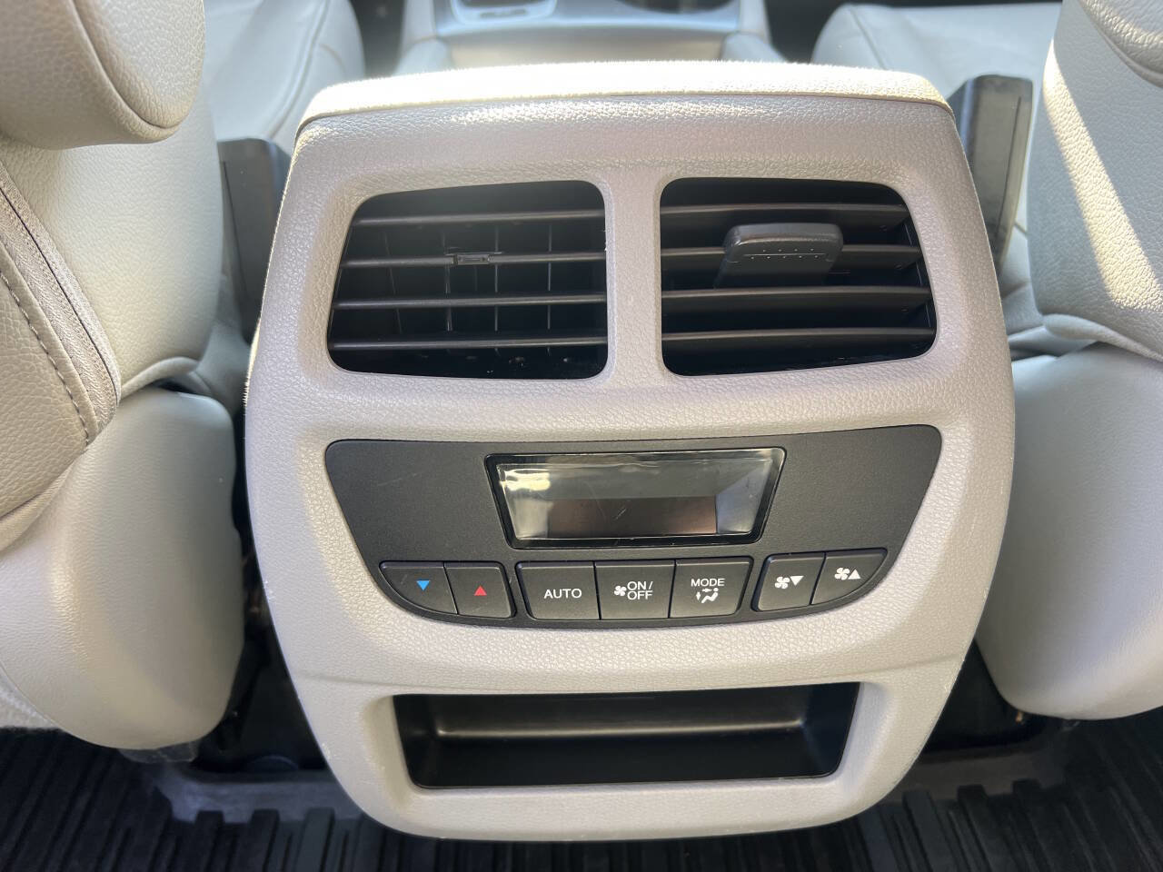 Used 2017 Honda Pilot EX-L image 21