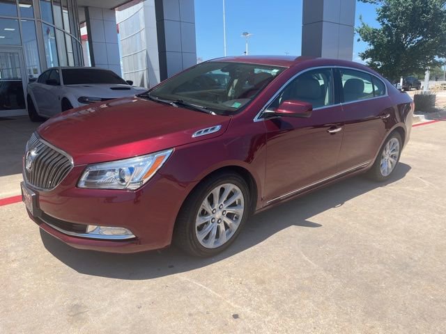 Used 2016 Buick LaCrosse FWD image 1