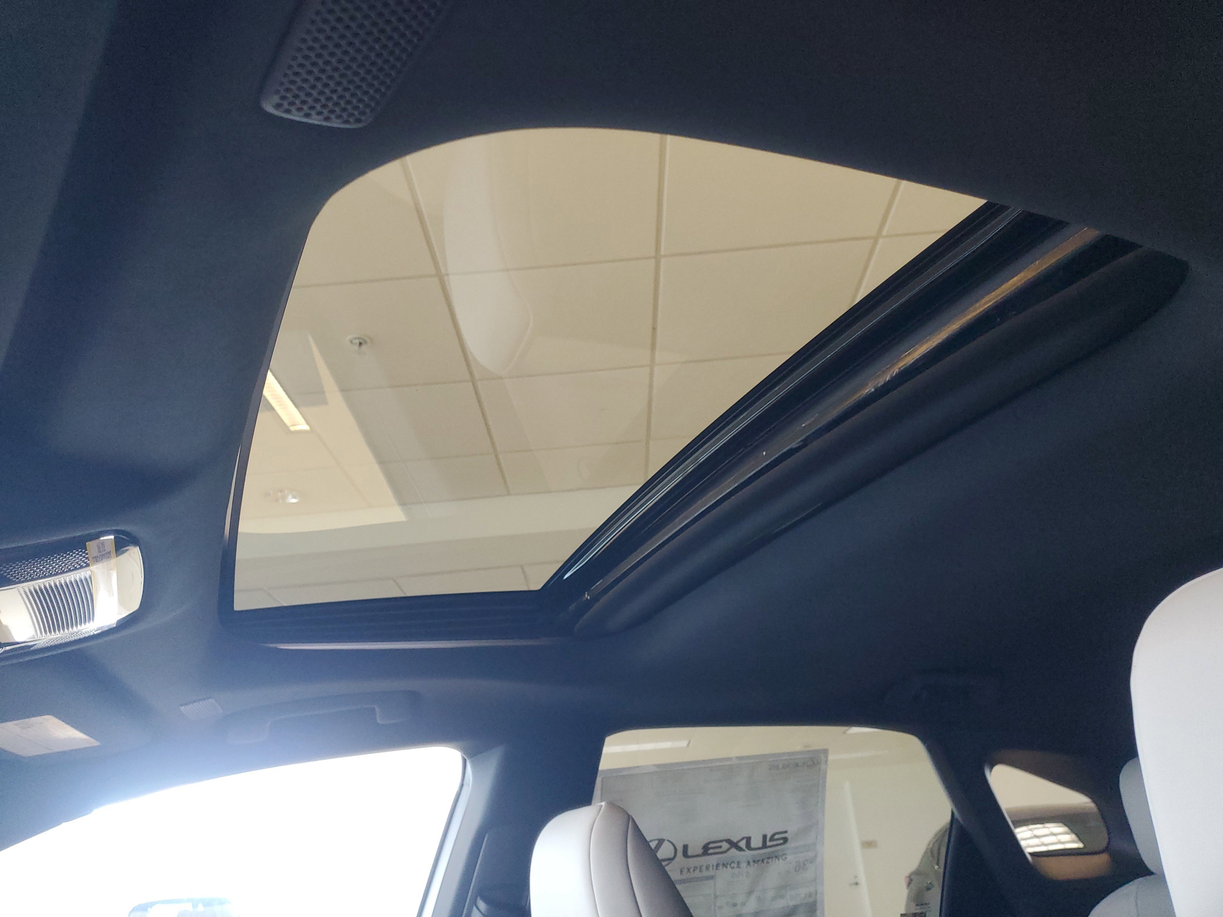 Used 2025 Lexus RX 350h image 23