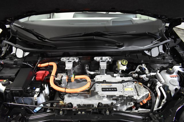 Certified 2023 Nissan Ariya AWD image 37
