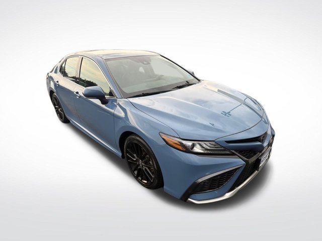 Used 2024 Toyota Camry XSE FWD image 8