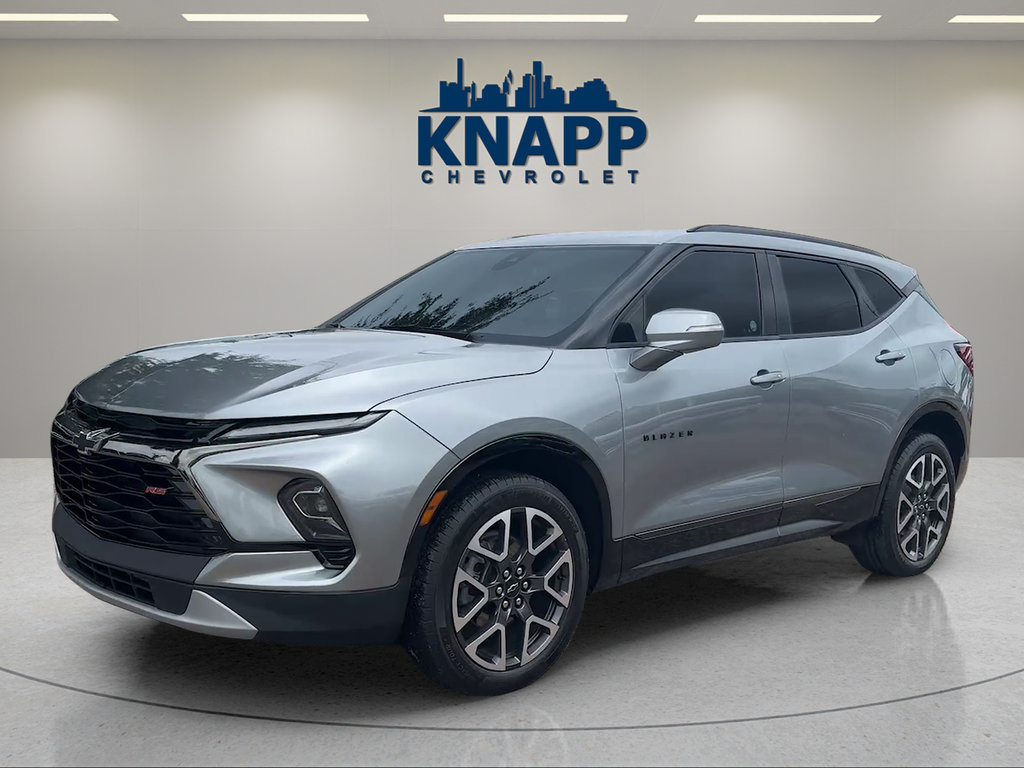 Used 2025 Chevrolet Blazer RS FWD image 1