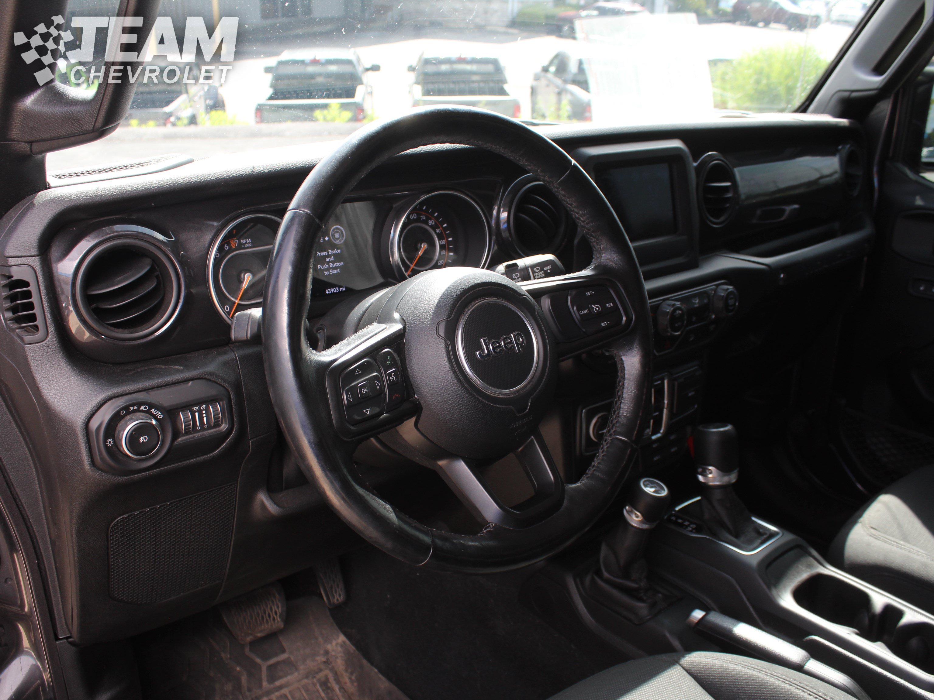 Used 2021 Jeep Wrangler Unlimited Sport AWD/4WD image 12