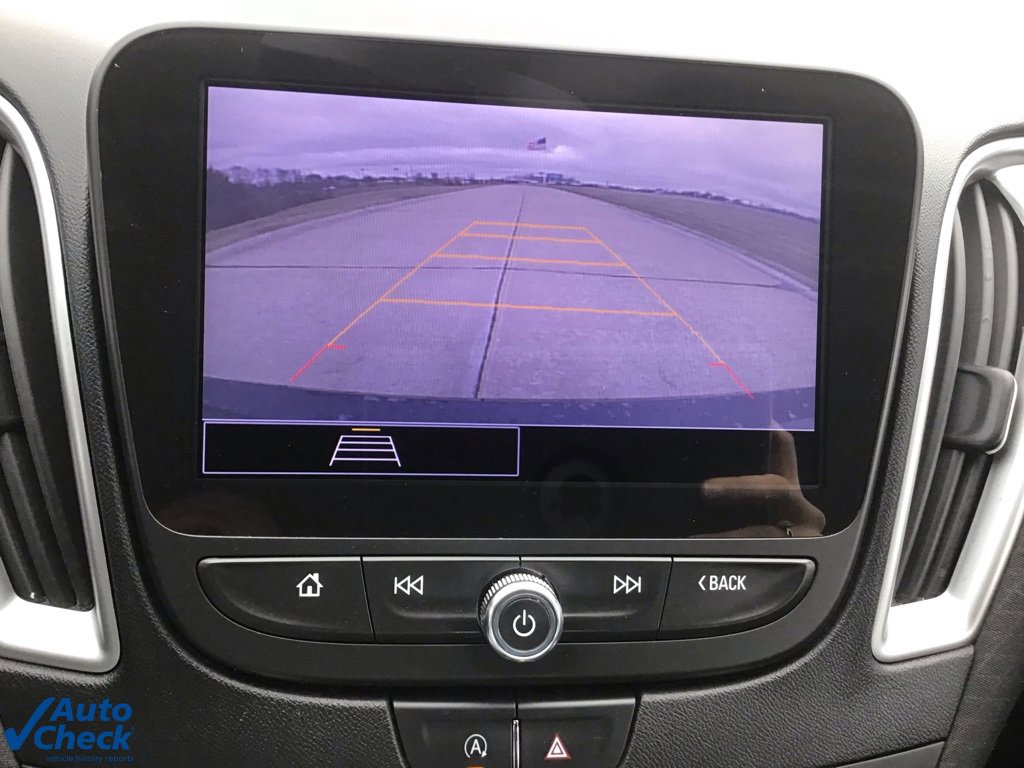 Used 2022 Chevrolet Malibu LT image 36