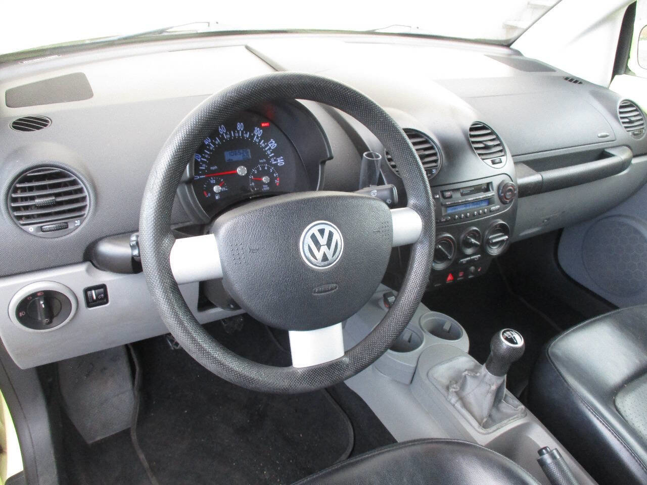 Used 2003 Volkswagen Beetle GLS image 15