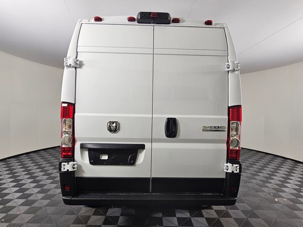 New 2026 RAM ProMaster 2500 FWD image 4