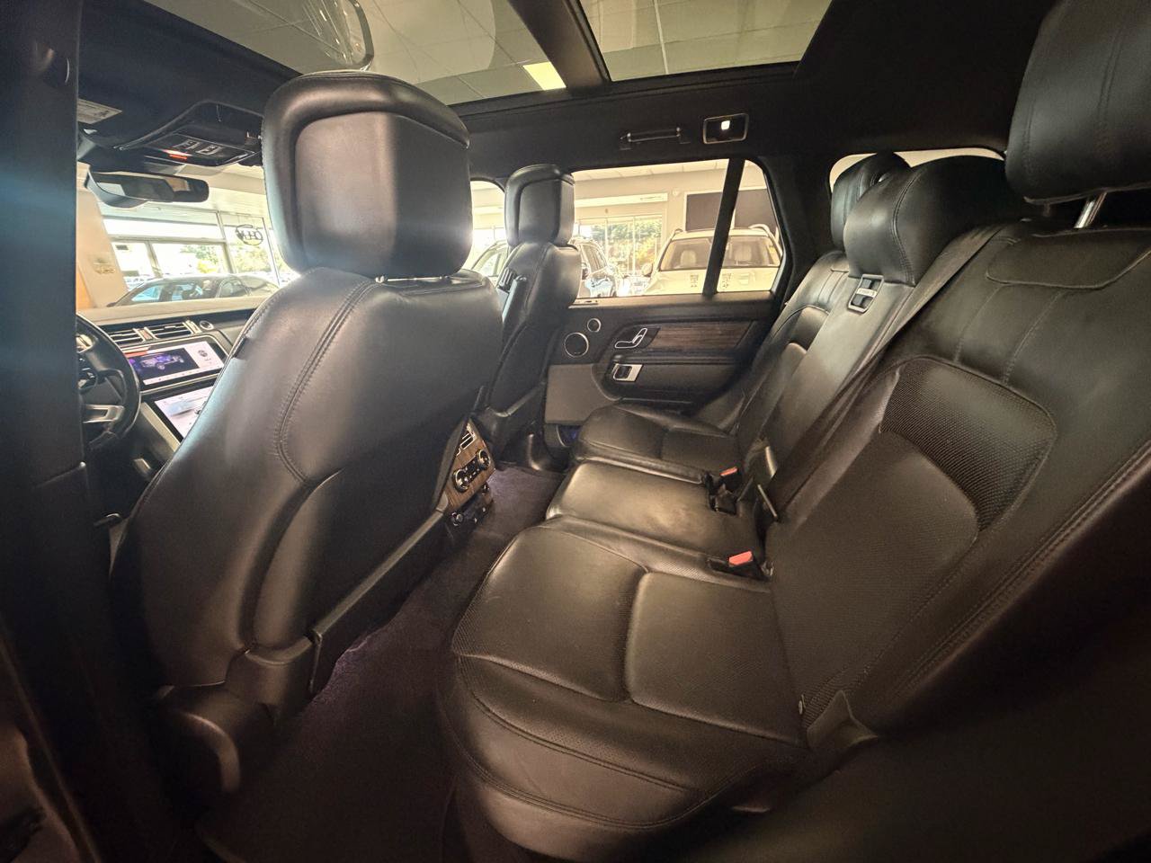 Used 2019 Land Rover Range Rover HSE AWD/4WD image 11
