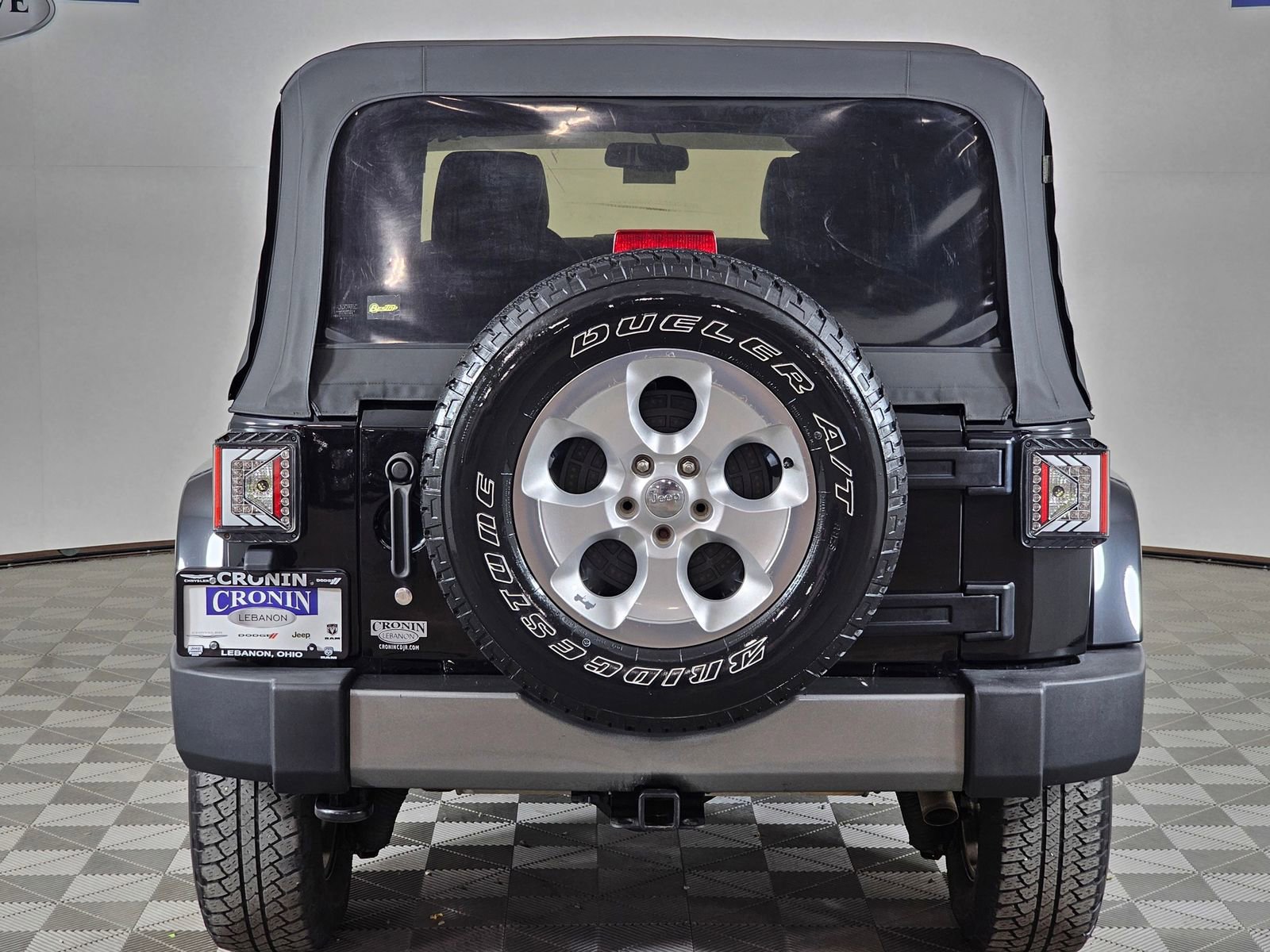 Used 2015 Jeep Wrangler Unlimited Sport image 3