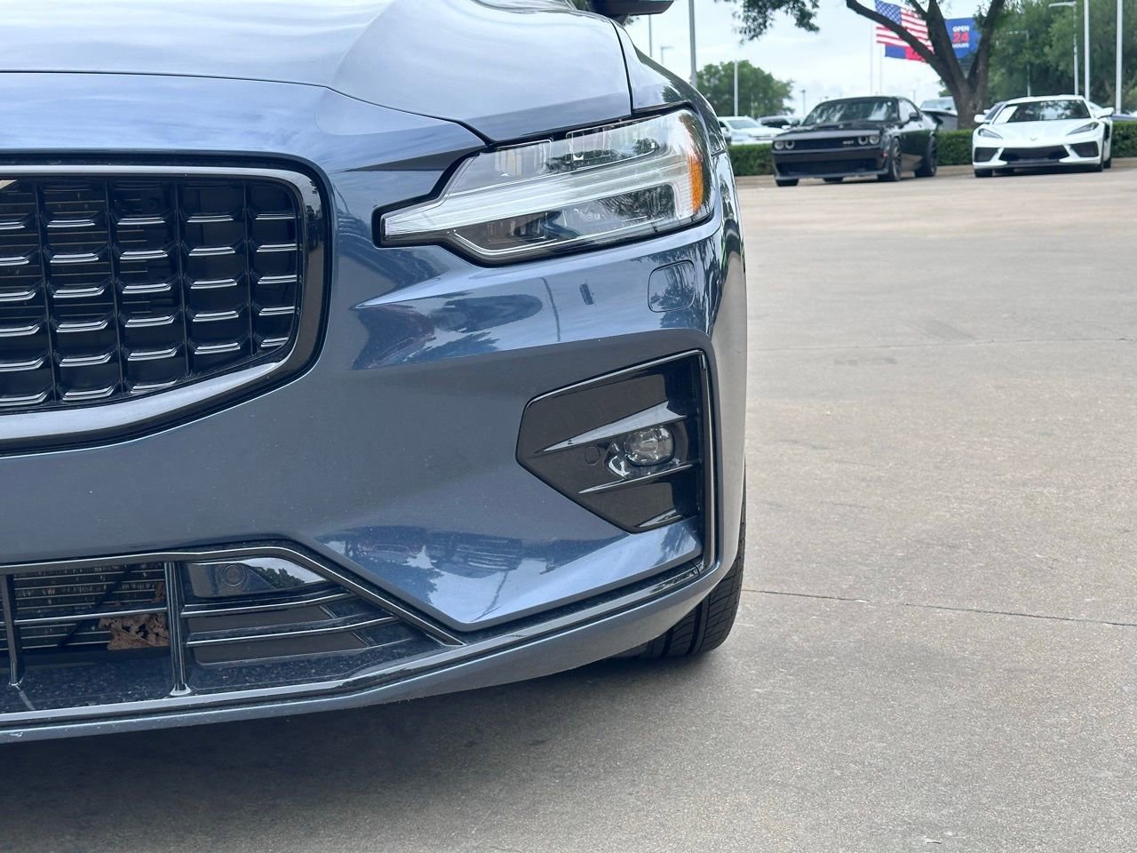 Used 2025 Volvo S60 B5 Core FWD image 8