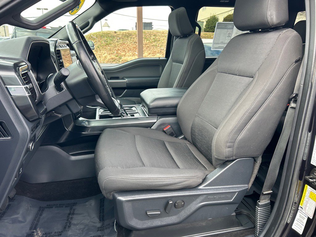 Certified 2022 Ford F150 XLT w/ Equipment Group 302A High image 8