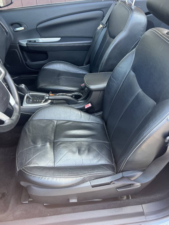 Used 2013 Chrysler 200 Limited FWD image 9