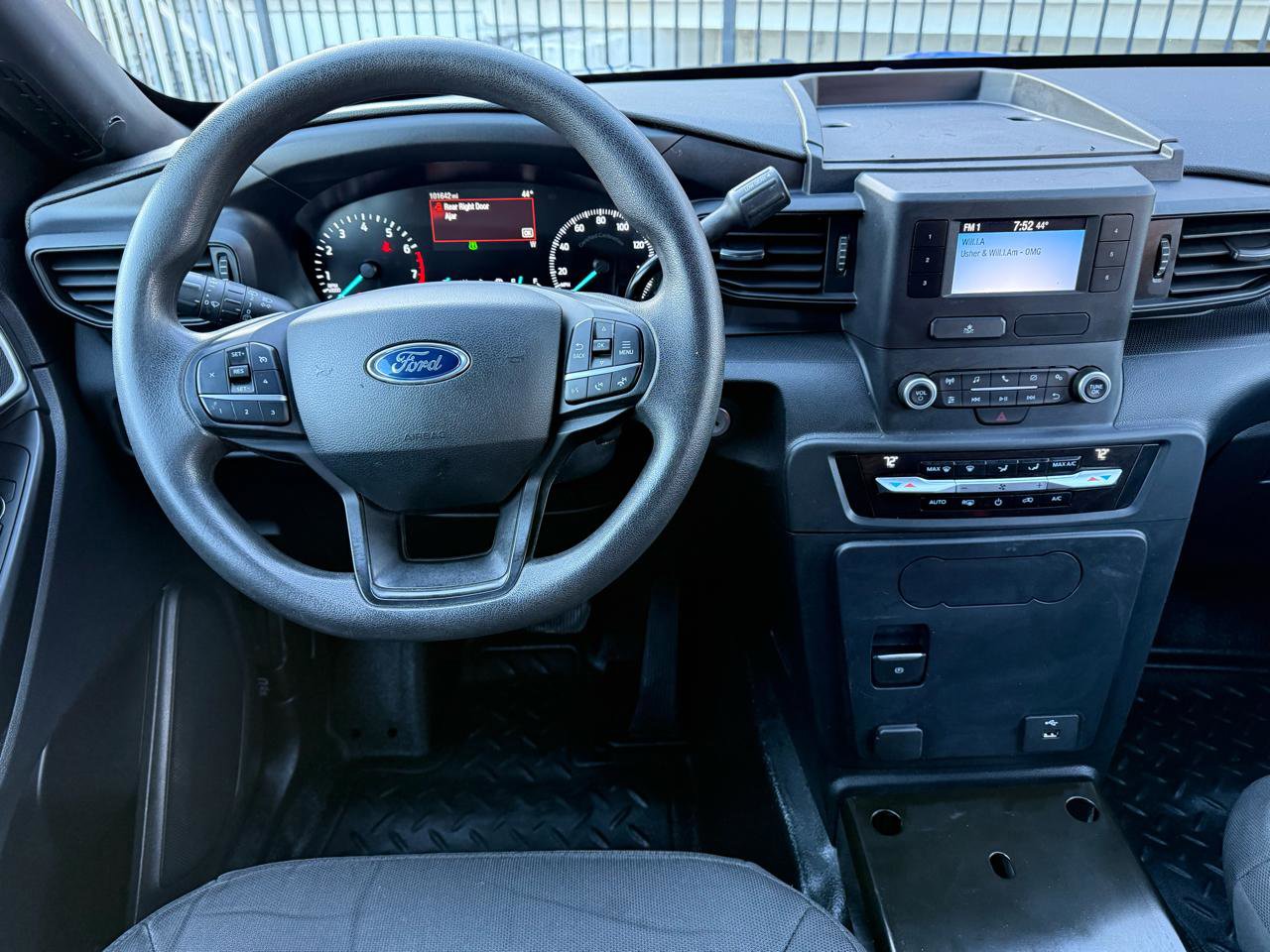 Used 2021 Ford Explorer 4WD Police Interceptor image 2