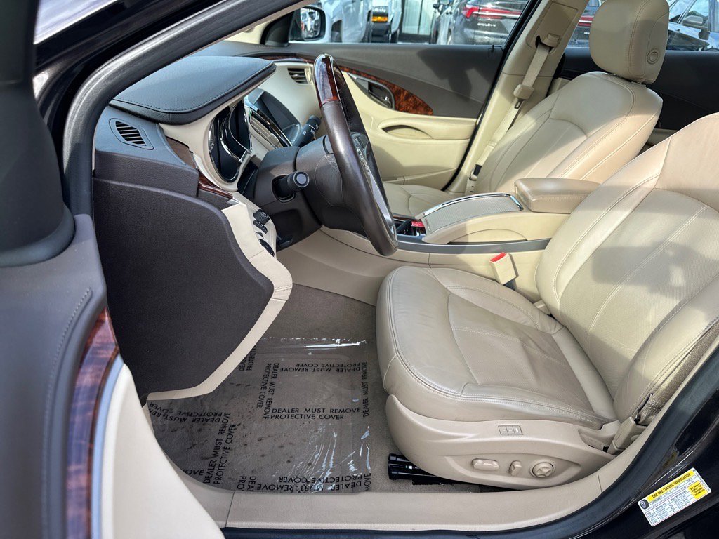Used 2013 Buick LaCrosse Touring image 17