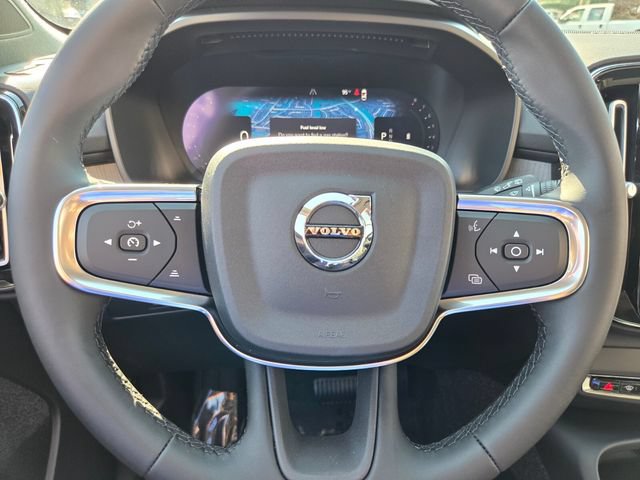 New 2026 Volvo XC40 B5 Ultra w/ Protection Package Premier AWD/4WD image 23