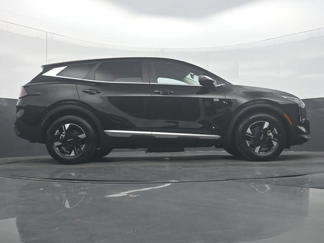 Used 2026 Kia Sportage LX FWD image 33