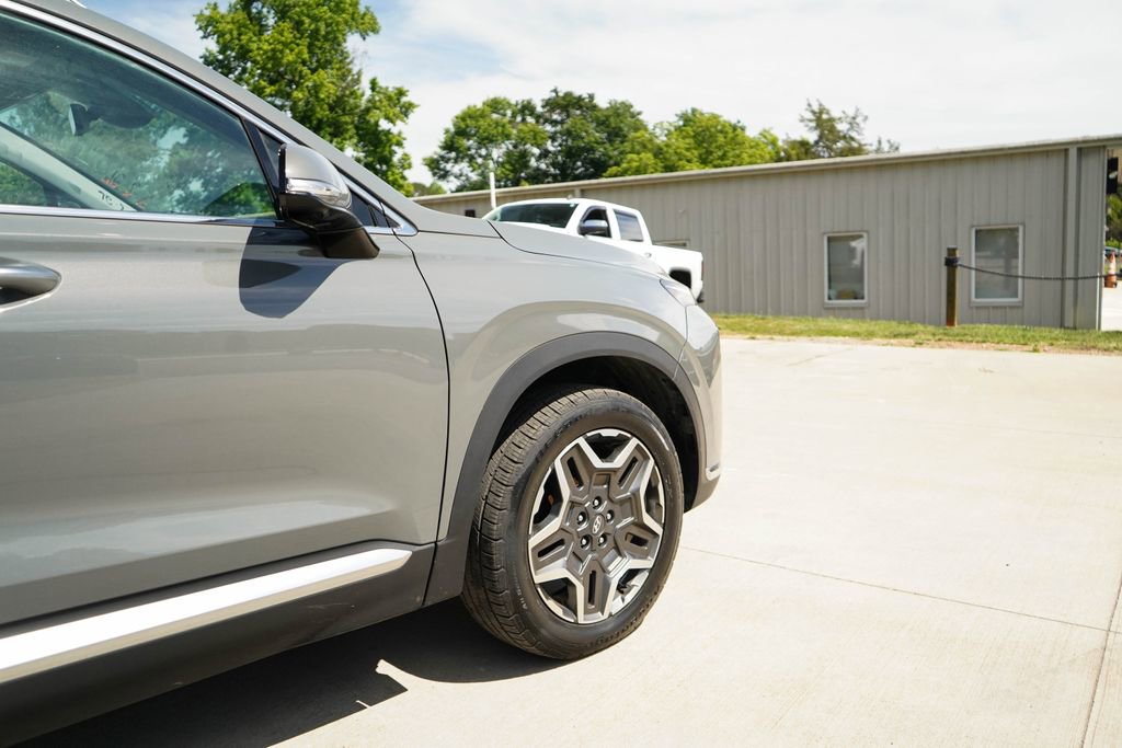 Used 2023 Hyundai Santa Fe SEL Premium AWD/4WD image 19