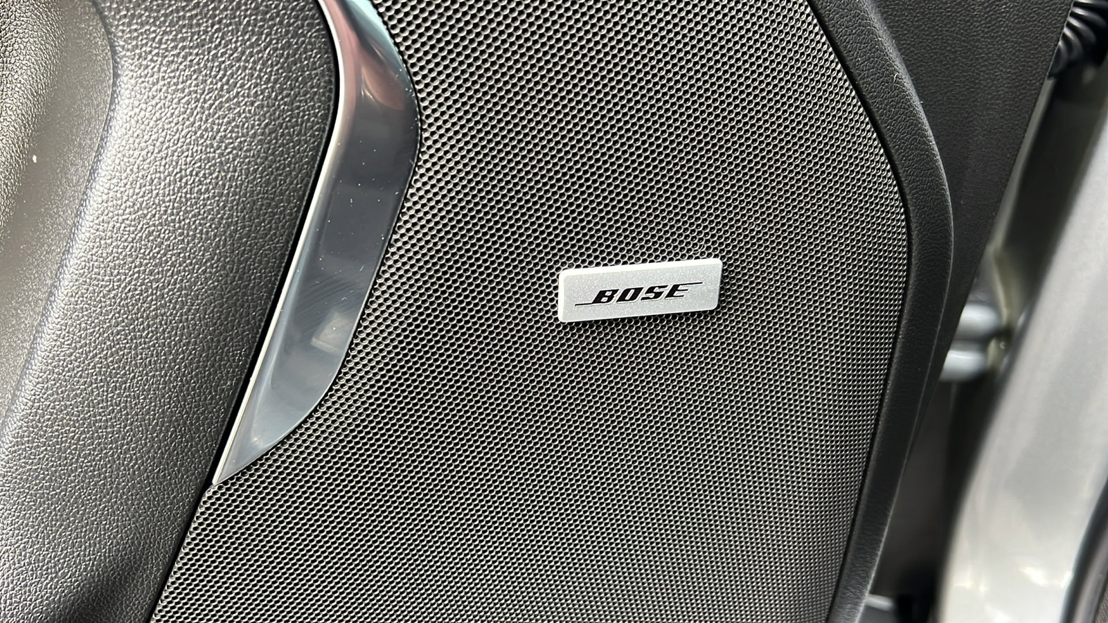 Certified 2025 Chevrolet Tahoe Z71 w/ Comfort Package image 22