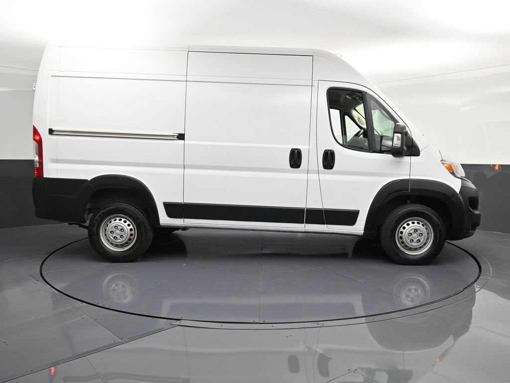 Used 2025 RAM ProMaster 1500 FWD image 4