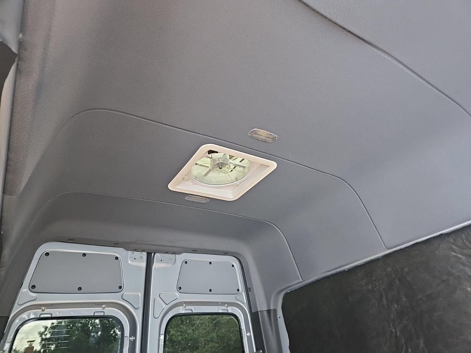 Used 2025 Mercedes-Benz Sprinter 2500 image 7