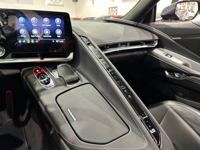 Used 2020 Chevrolet Corvette Stingray Coupe w/ Z51 Performance Package image 16