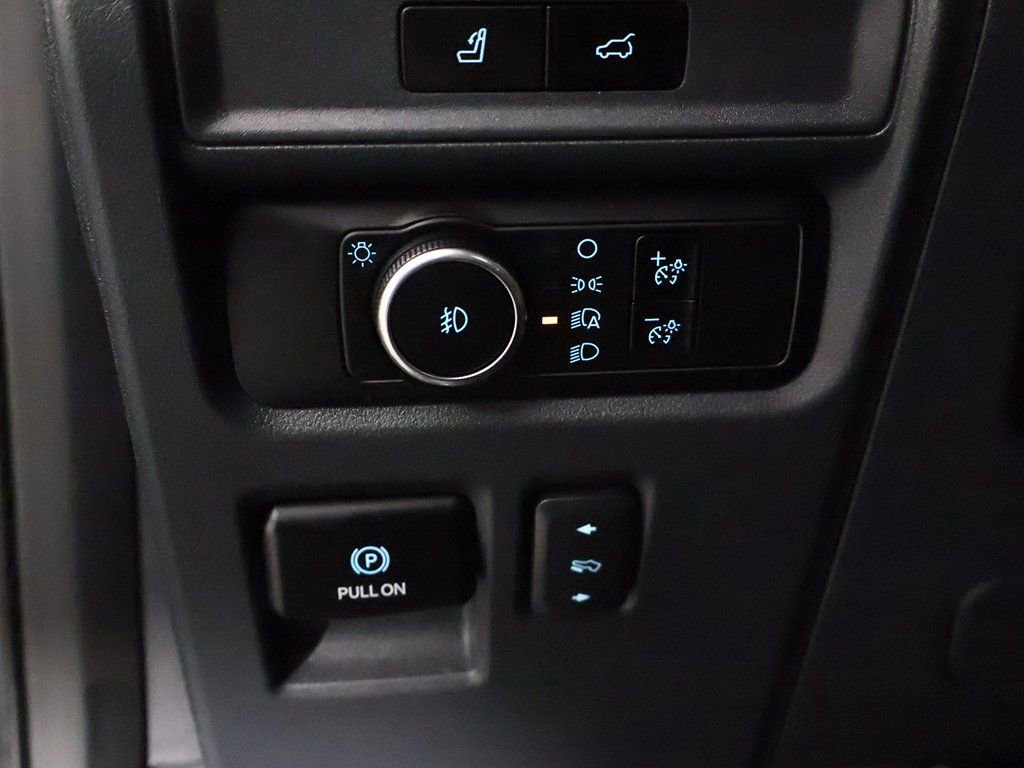 Used 2022 Ford Expedition Limited image 43