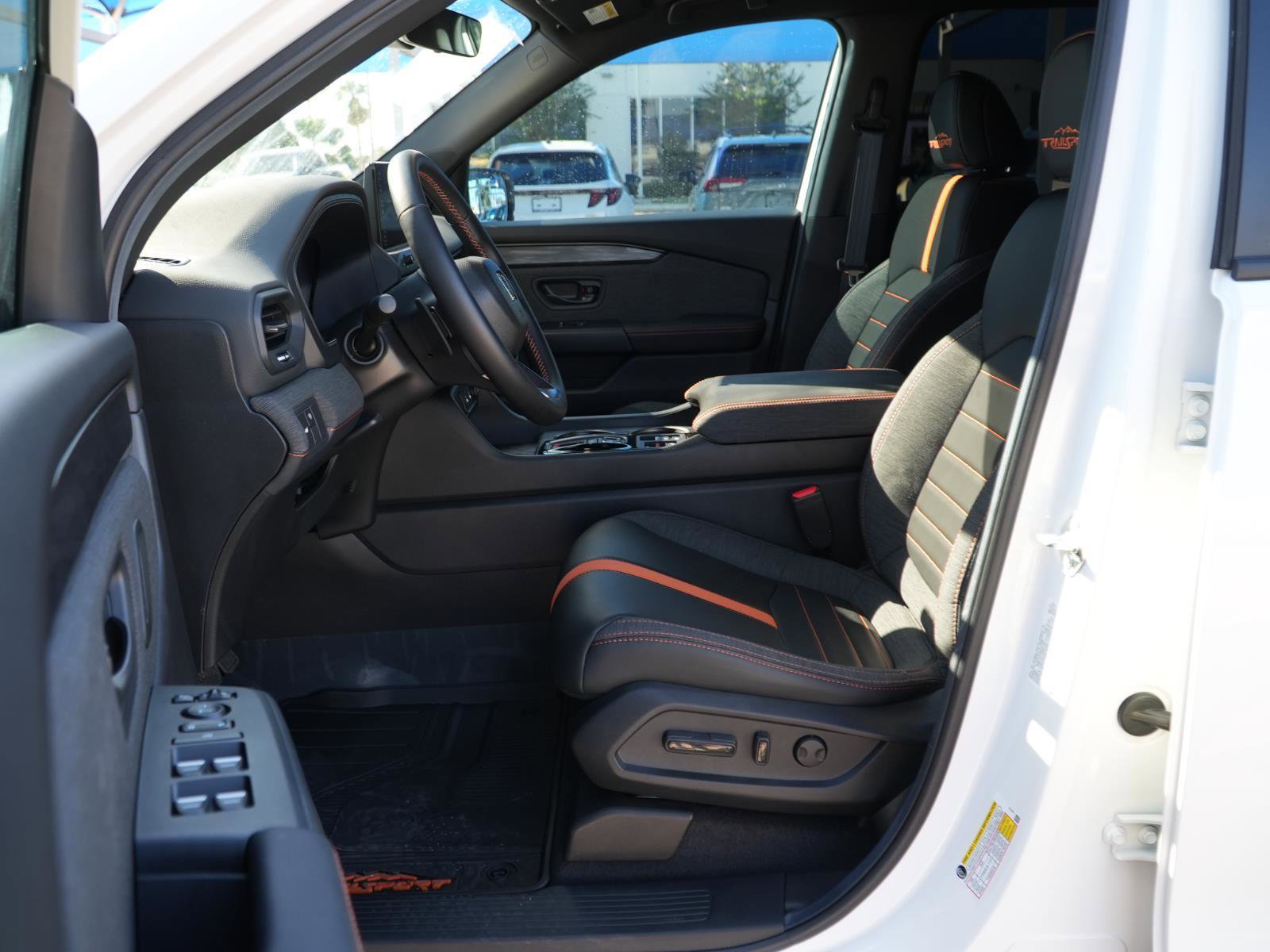 Used 2026 Honda Passport TrailSport image 16