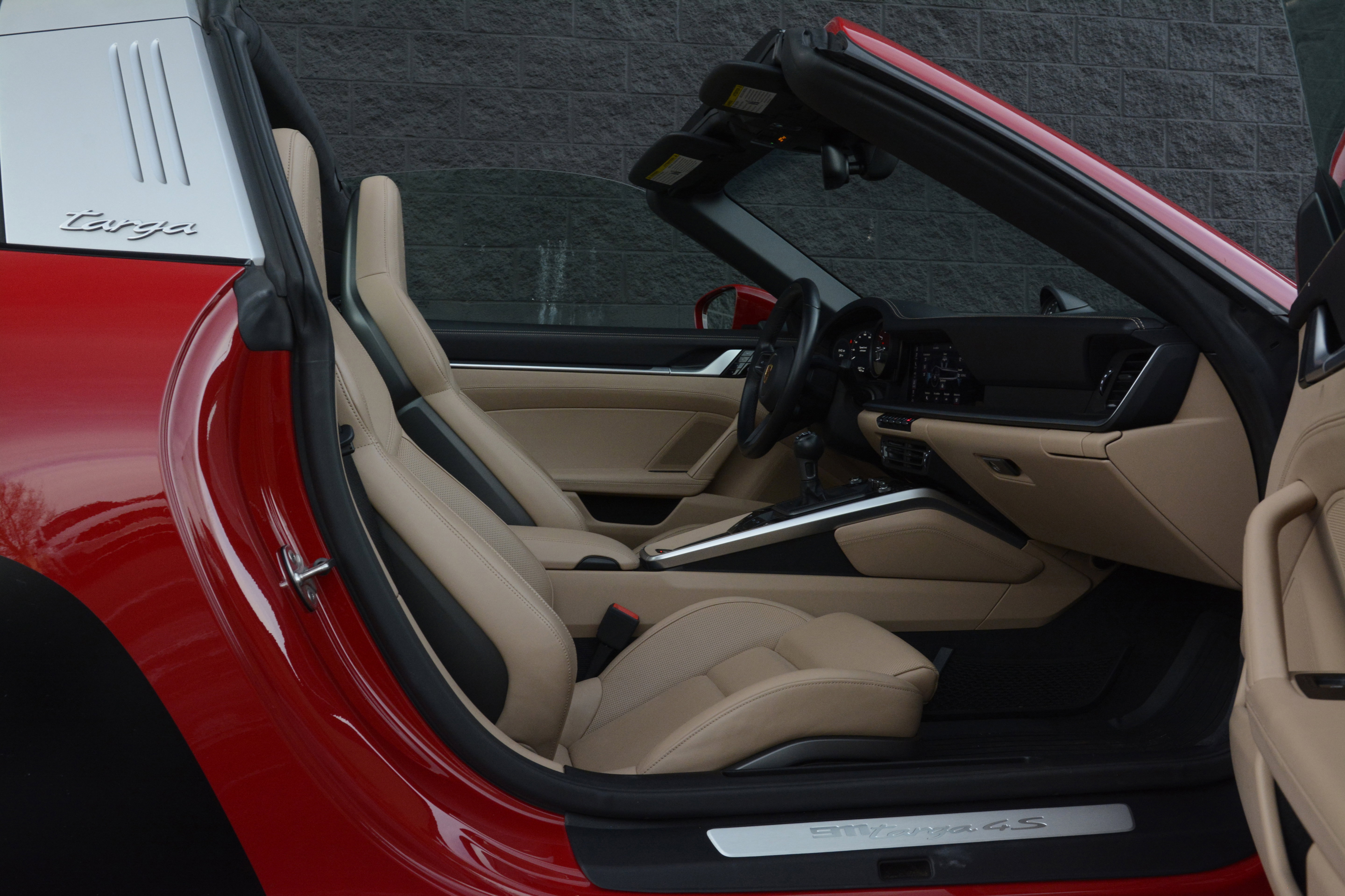 Certified 2021 Porsche 911 Targa 4S image 28