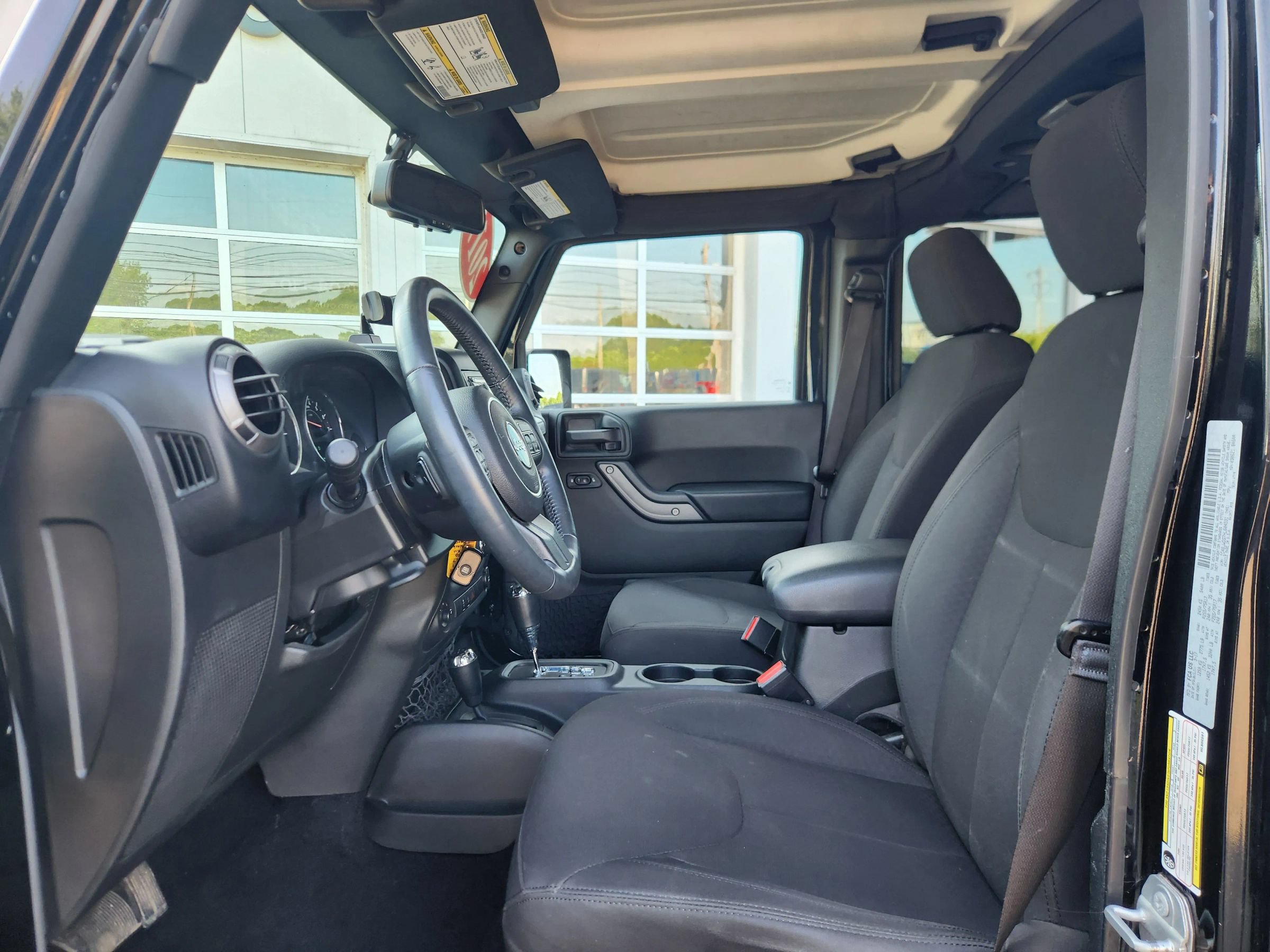 Used 2017 Jeep Wrangler Unlimited Sport w/ Quick Order Package 24S AWD/4WD image 24