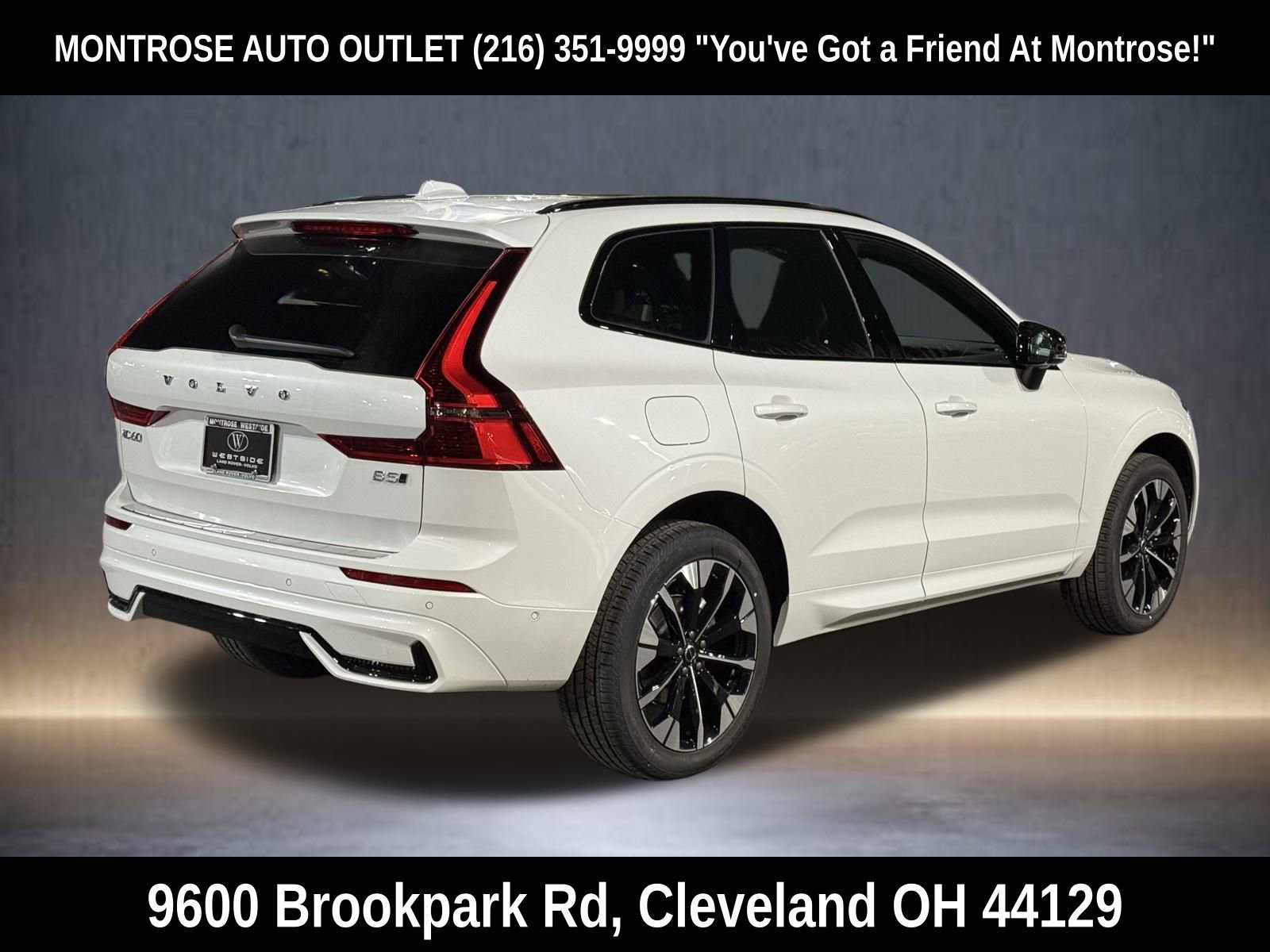 New 2026 Volvo XC60 B5 Plus w/ Climate Package image 5