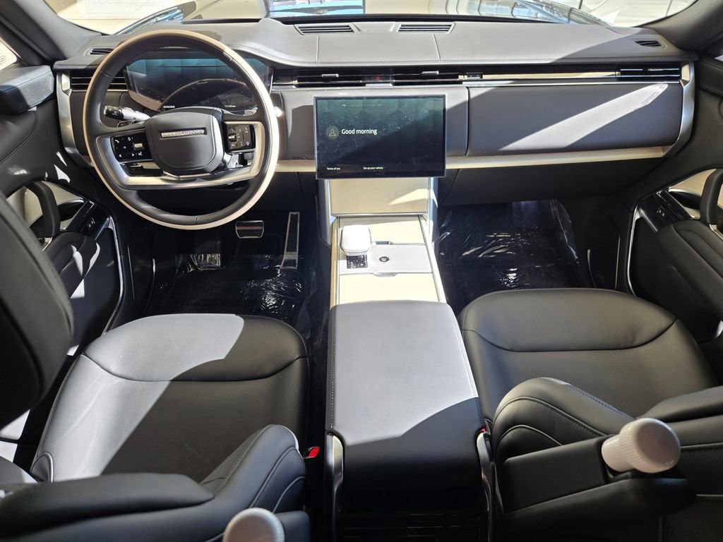 New 2026 Land Rover Range Rover SV image 8