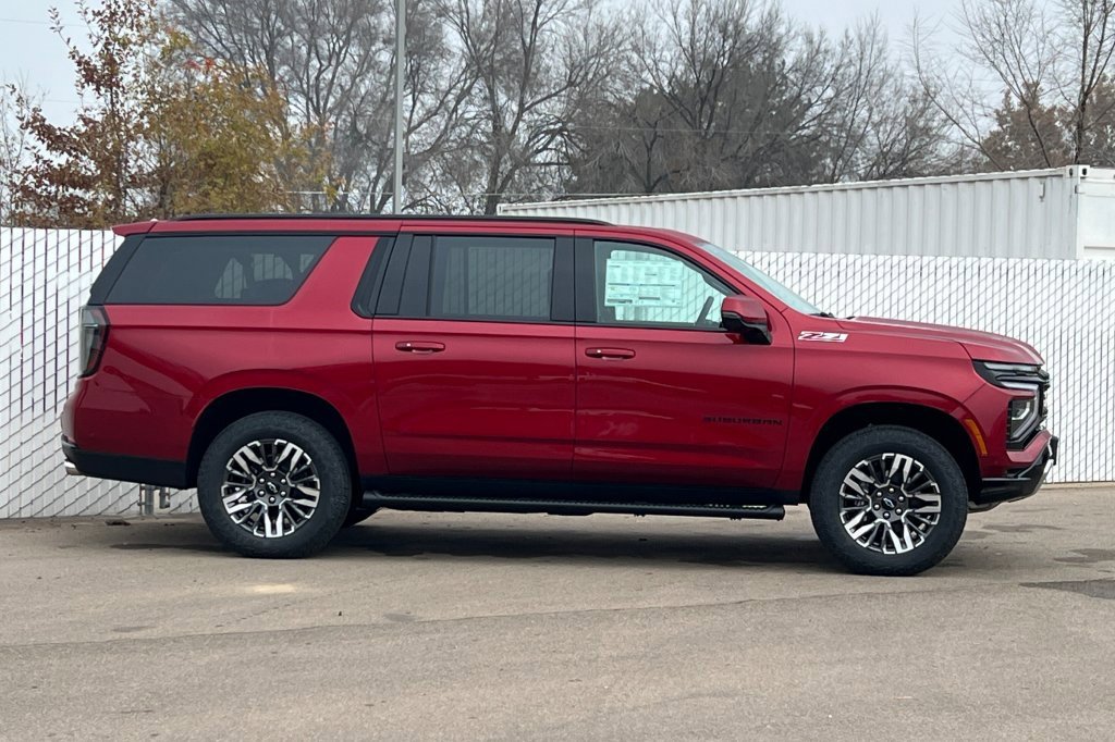 New 2026 Chevrolet Suburban Z71 image 3