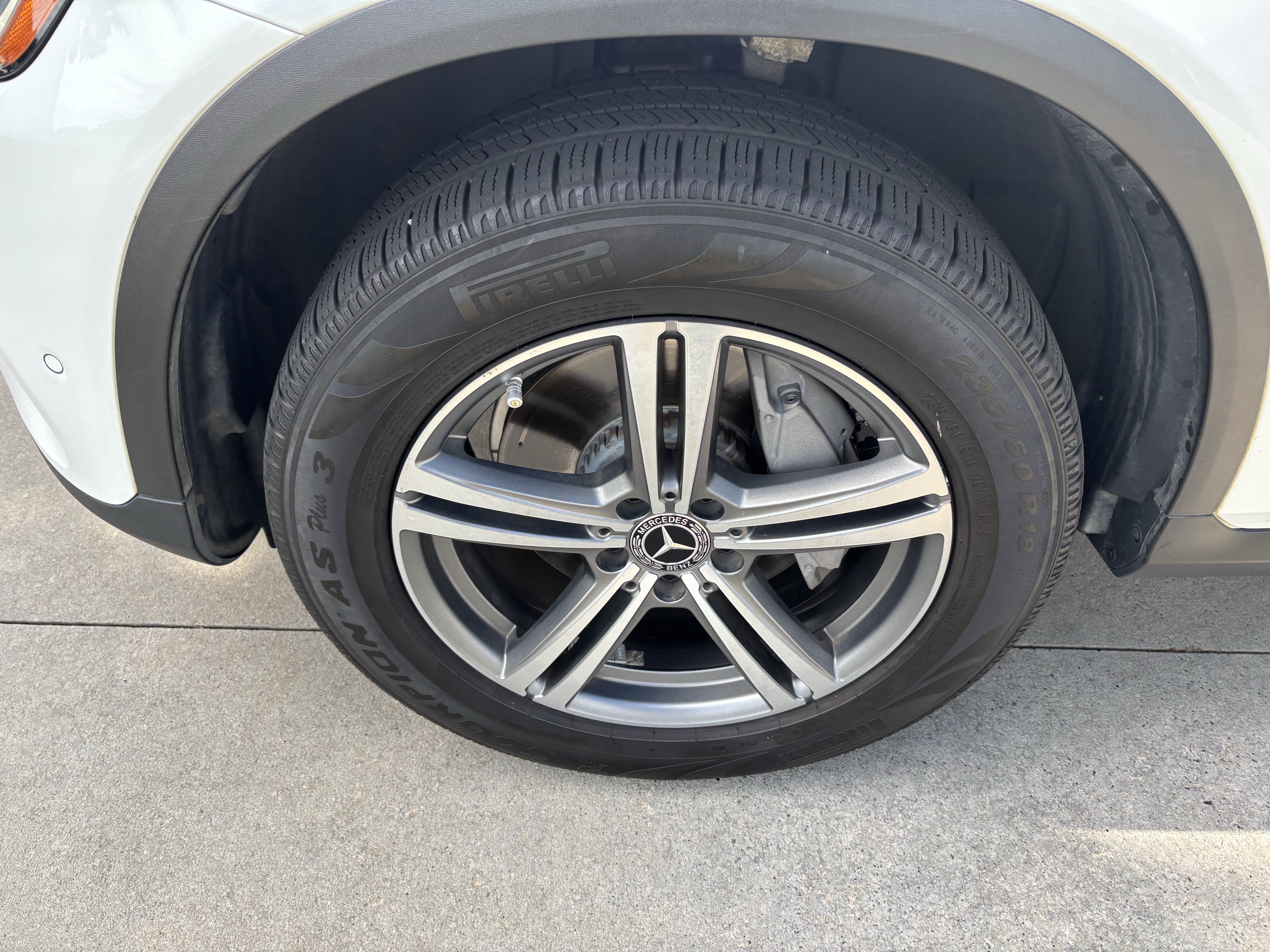 Used 2020 Mercedes-Benz GLC 300 4MATIC image 13