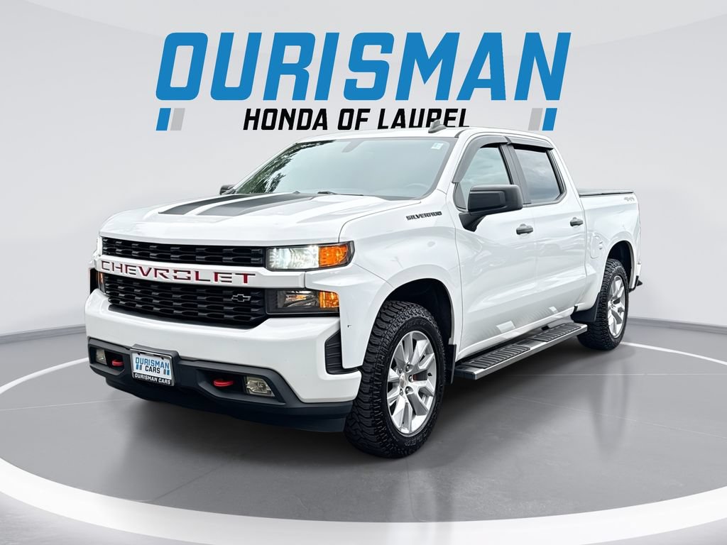 Used 2020 Chevrolet Silverado 1500 Custom w/ Custom Value Package AWD/4WD image 1